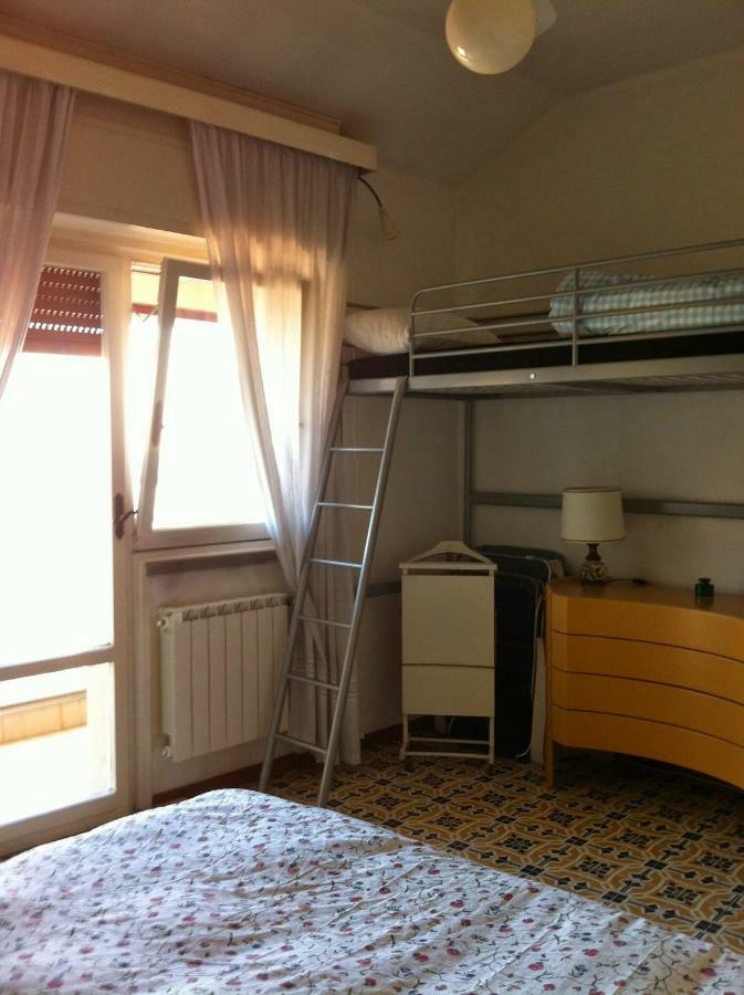 Sea Front Attic Apartment Chiavari